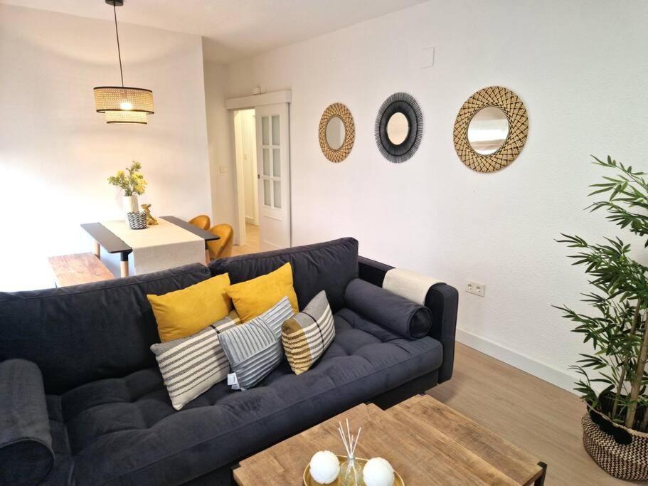 Apartamento Plaza Cervantes Apartment Jaen Luaran gambar