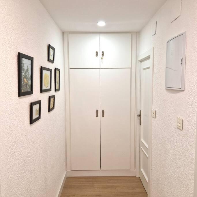 Apartamento Plaza Cervantes Apartment Jaen Luaran gambar